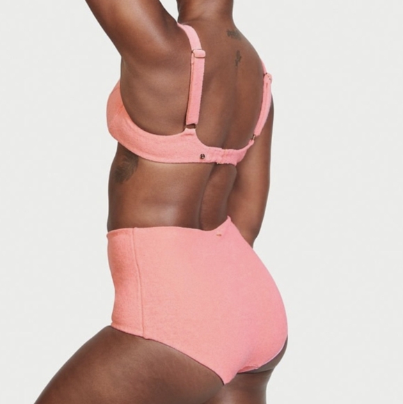 Victoria's Secret Essential Bikini Bottom & Essential Wicked Bikini Top - Picture 4 of 5